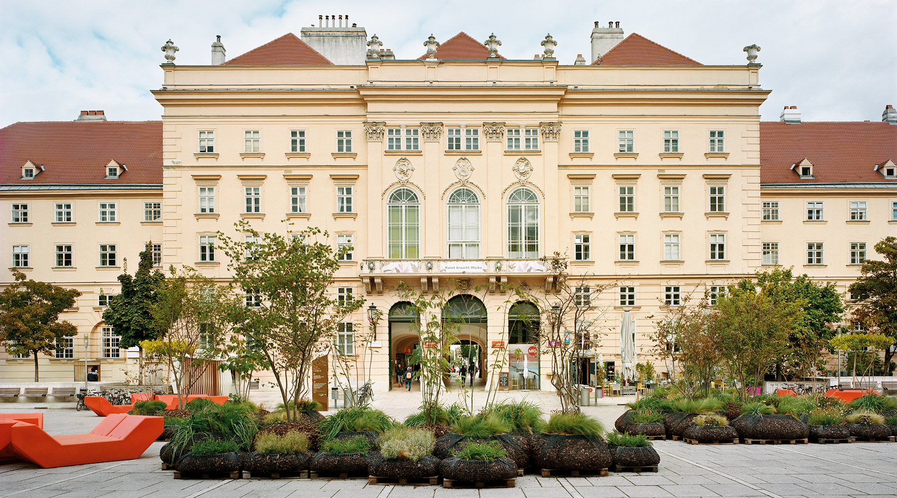 MQ_Branding_2021_Cover_1800x1000px-04_c-Stefan-Oláh